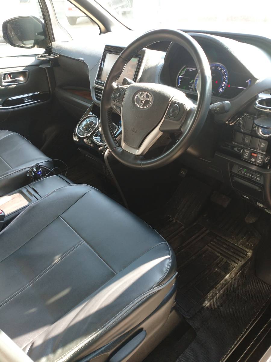 2014 Toyota Voxy